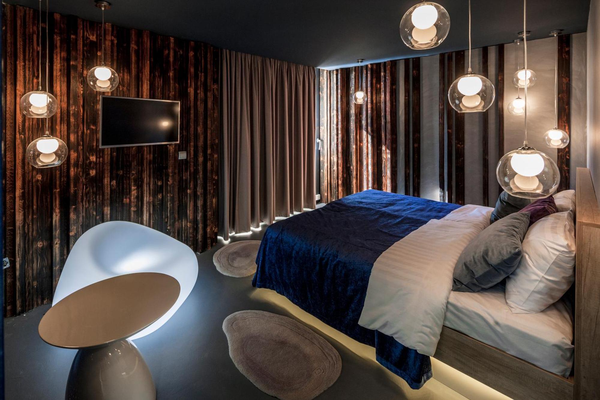 Butik Design Rooms Abádszalók Exteriör bild